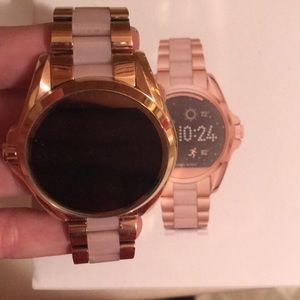 Brand new MK Smart Watch. Gold/Rosegold